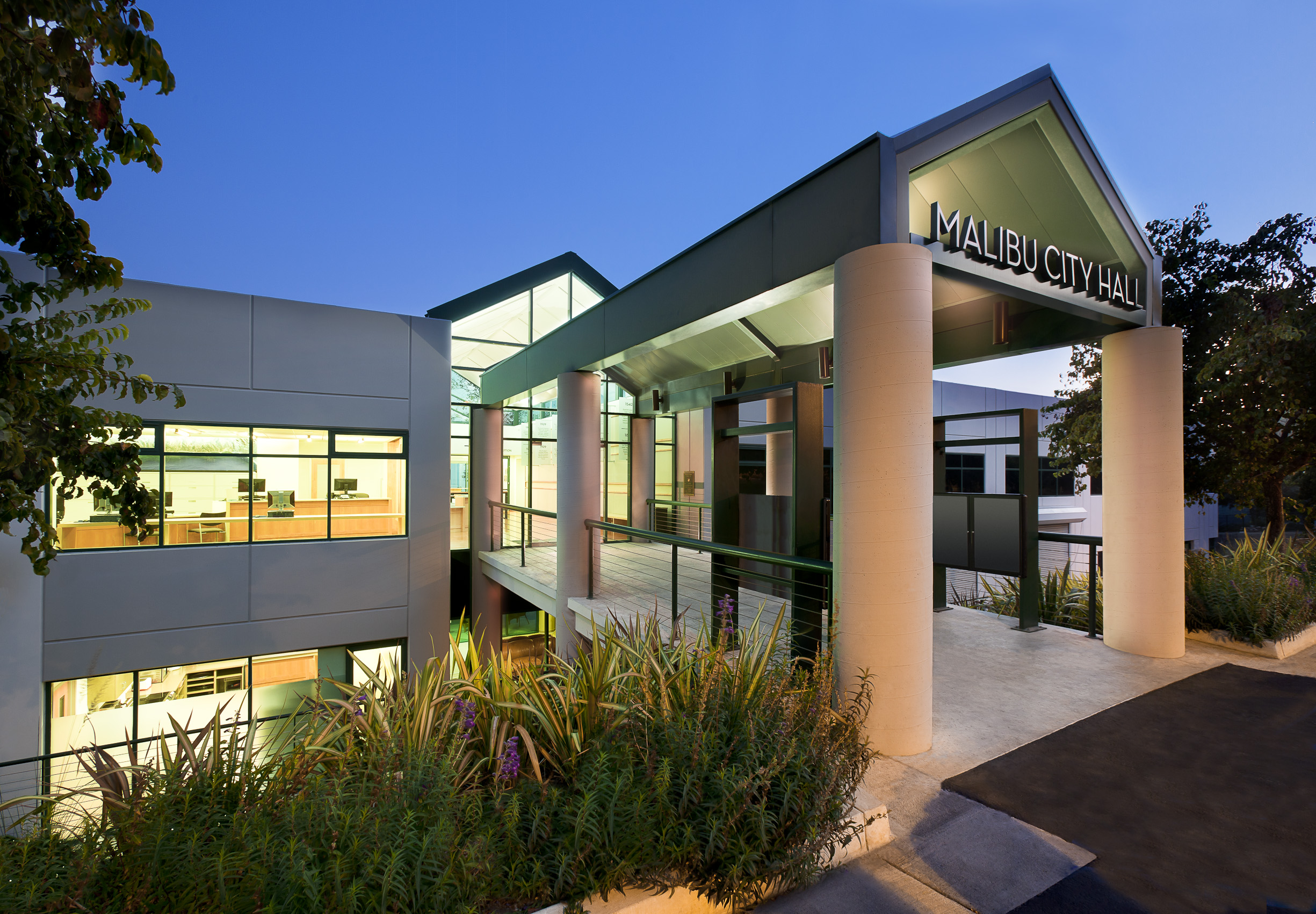 MALIBU CITY HALL